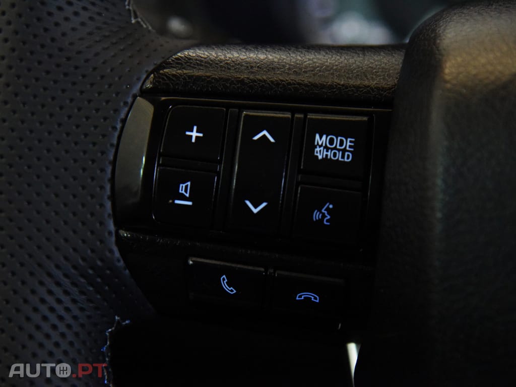 Toyota Hilux 2.4 D-4D 4WD Challenge