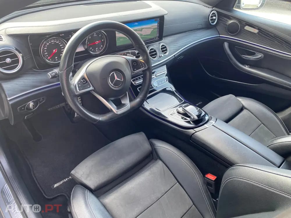 Mercedes-Benz E 220 d AMG Line
