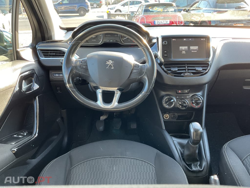 Peugeot 208 1.2 PureTech Style
