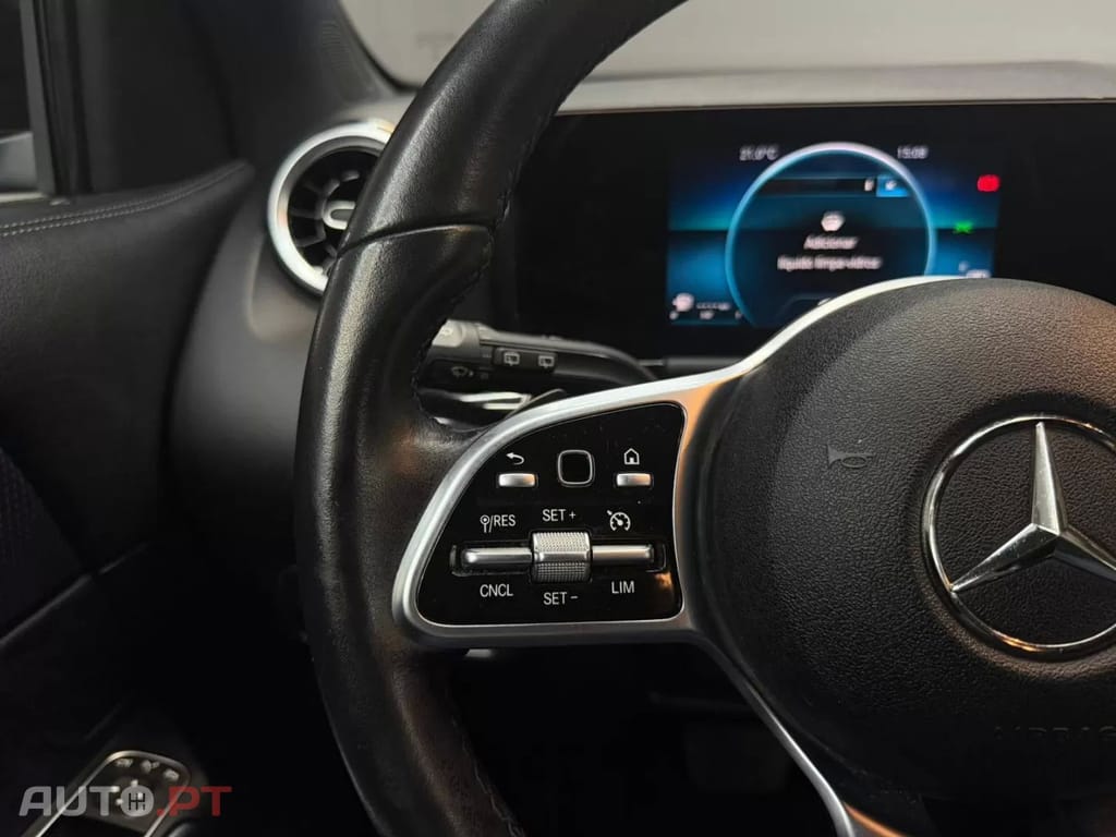 Mercedes-Benz GLA 250 e 8G-DCT