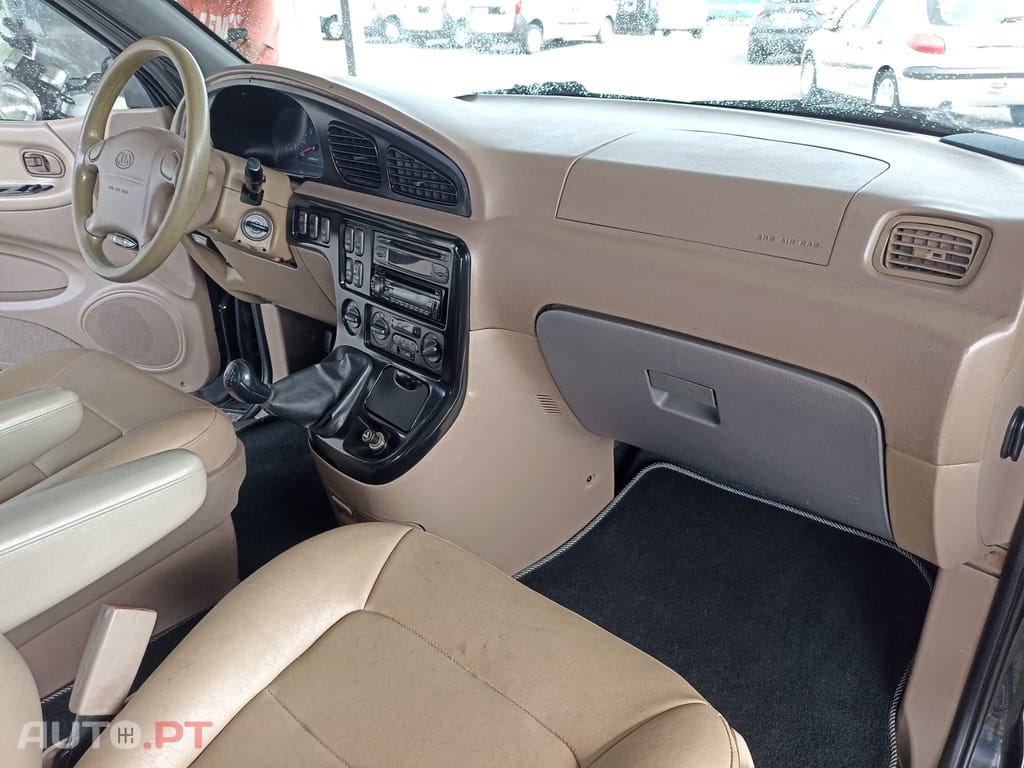 Kia Carnival 2.9 CRDI 7 Lug