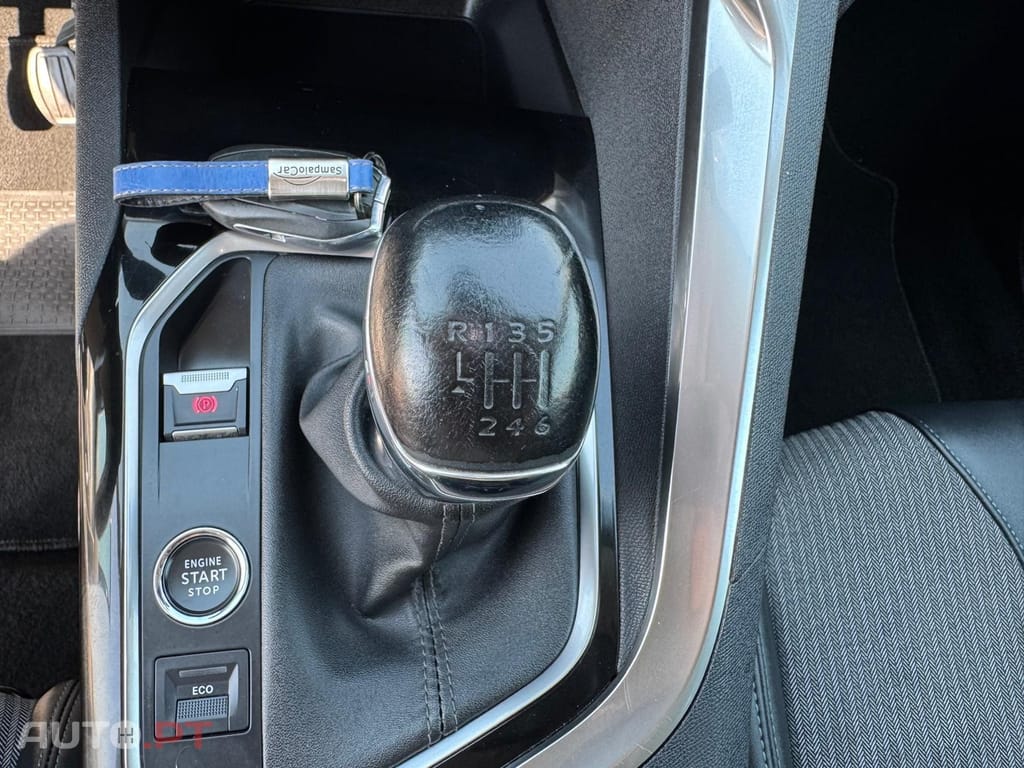 Peugeot 3008 1.5 BlueHDi Allure