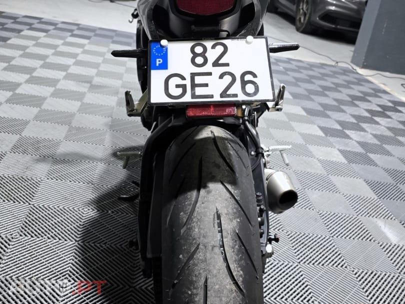 Honda CBR !000 RR Fireblade