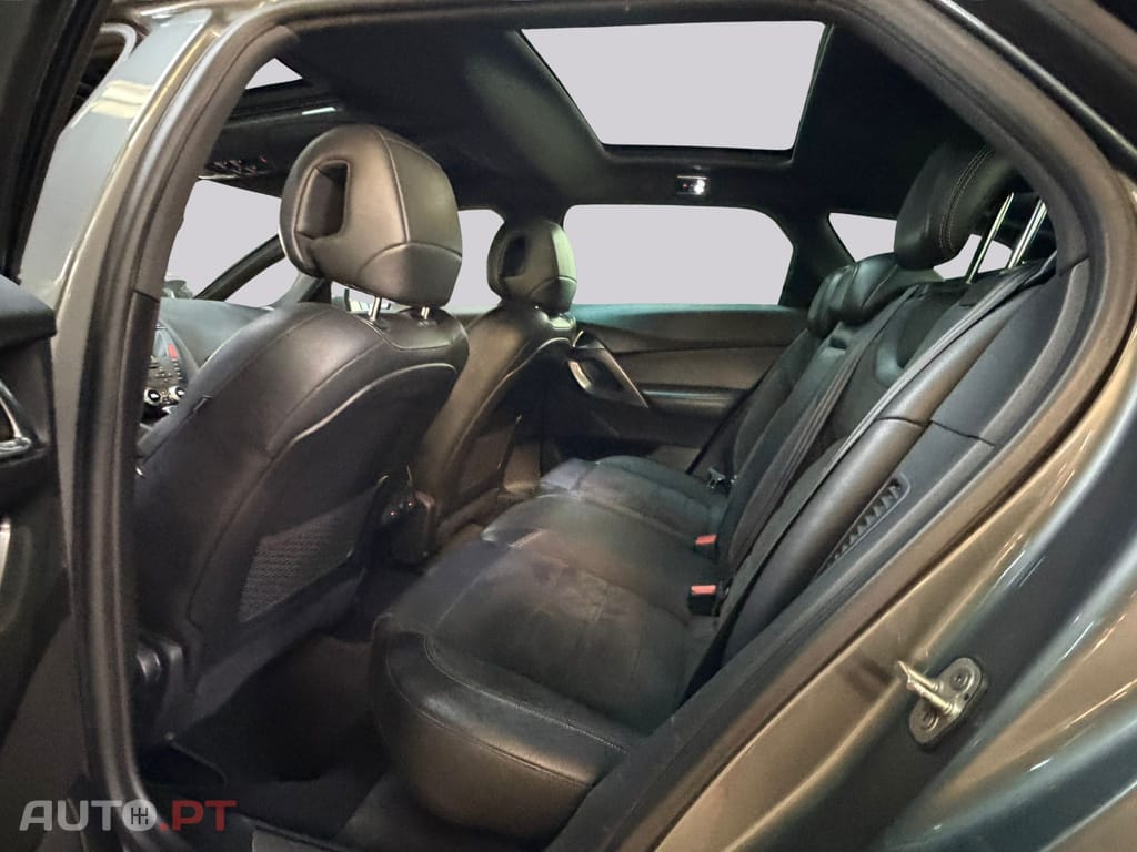 Citroen DS5 2.0 HDi Hybrid4 Business