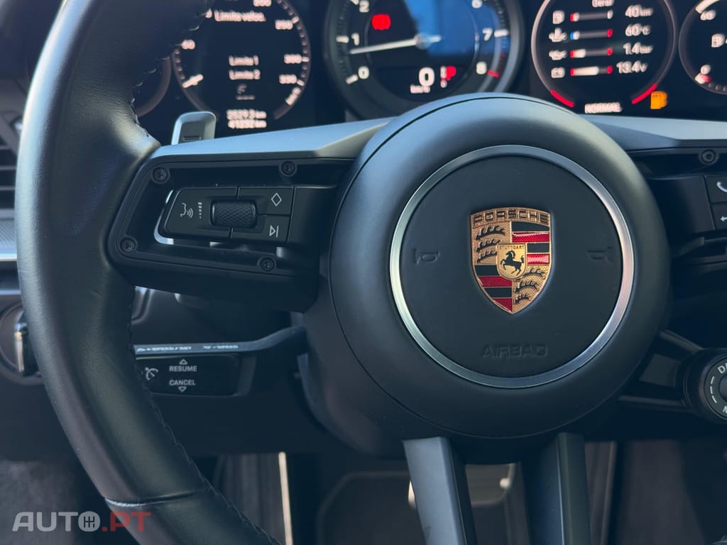 Porsche 992 Carrera 4S PDK