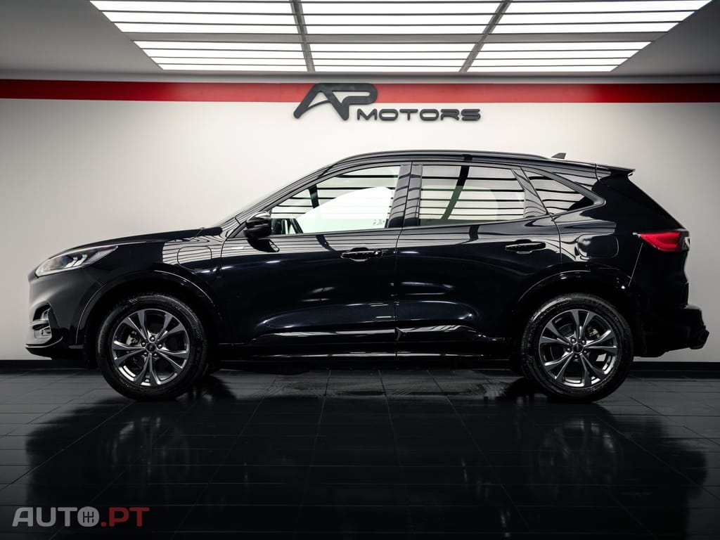 Ford Kuga 2.5 PHEV ST-Line