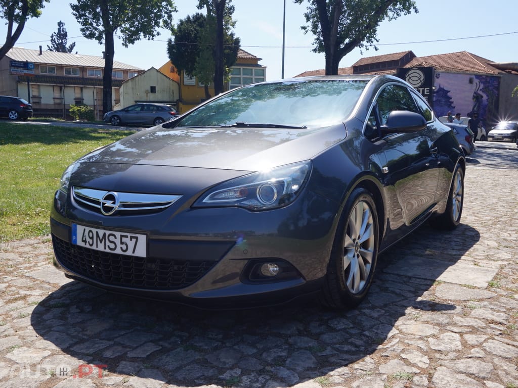 Opel Astra GTC 1.4 Turbo