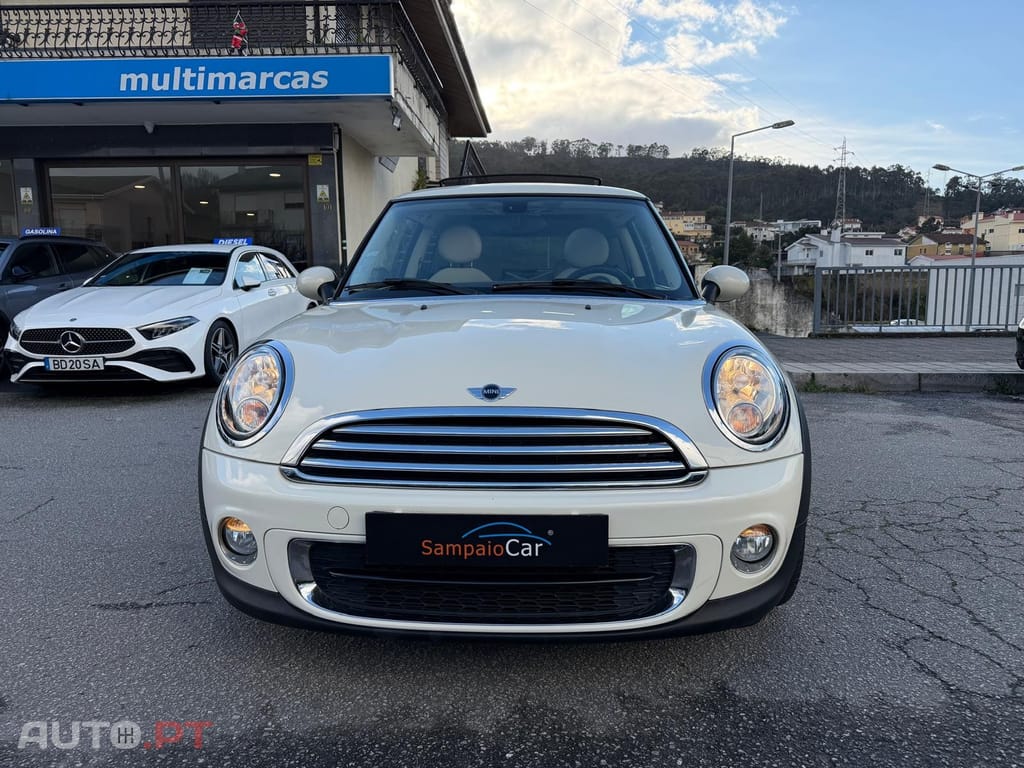 MINI Cooper Cooper D