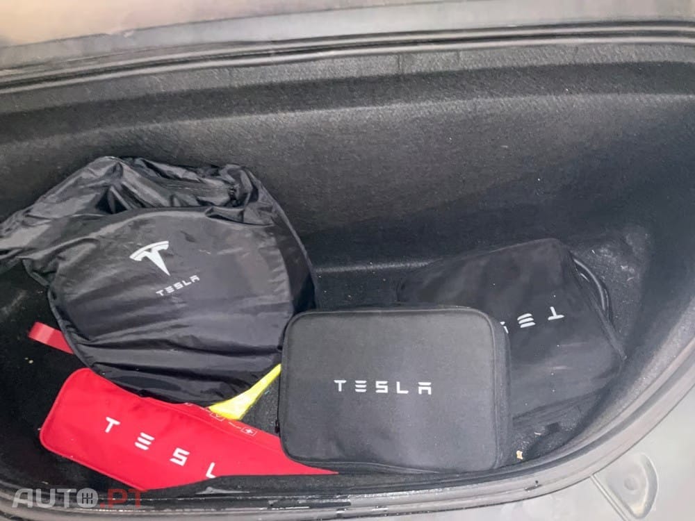 Tesla Model X 100 kWh Long Range Plus AWD