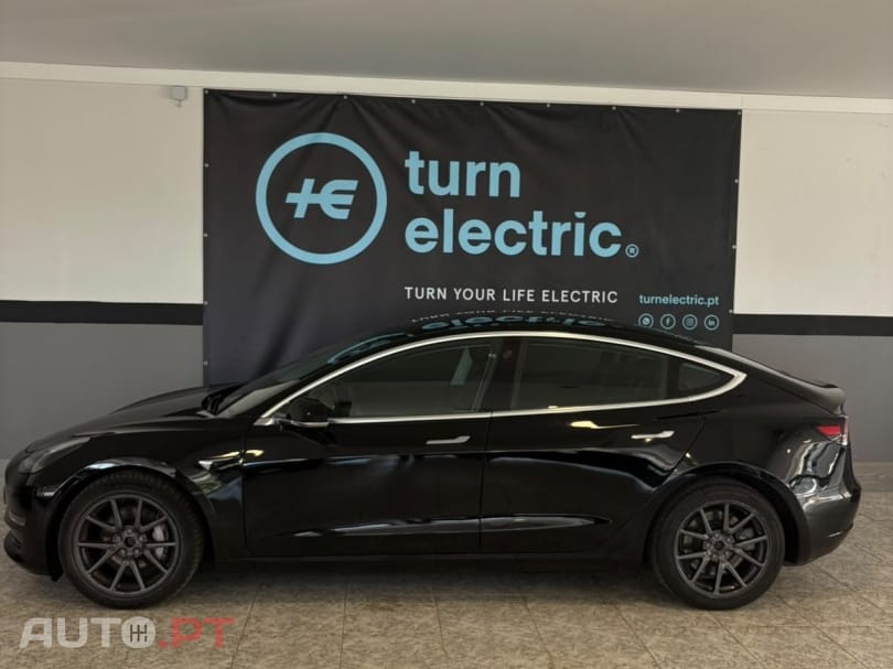 Tesla Model 3 Long Range AWD Dual Motor