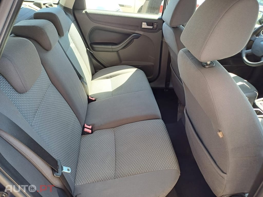 Ford Focus SW 1.4 Trend