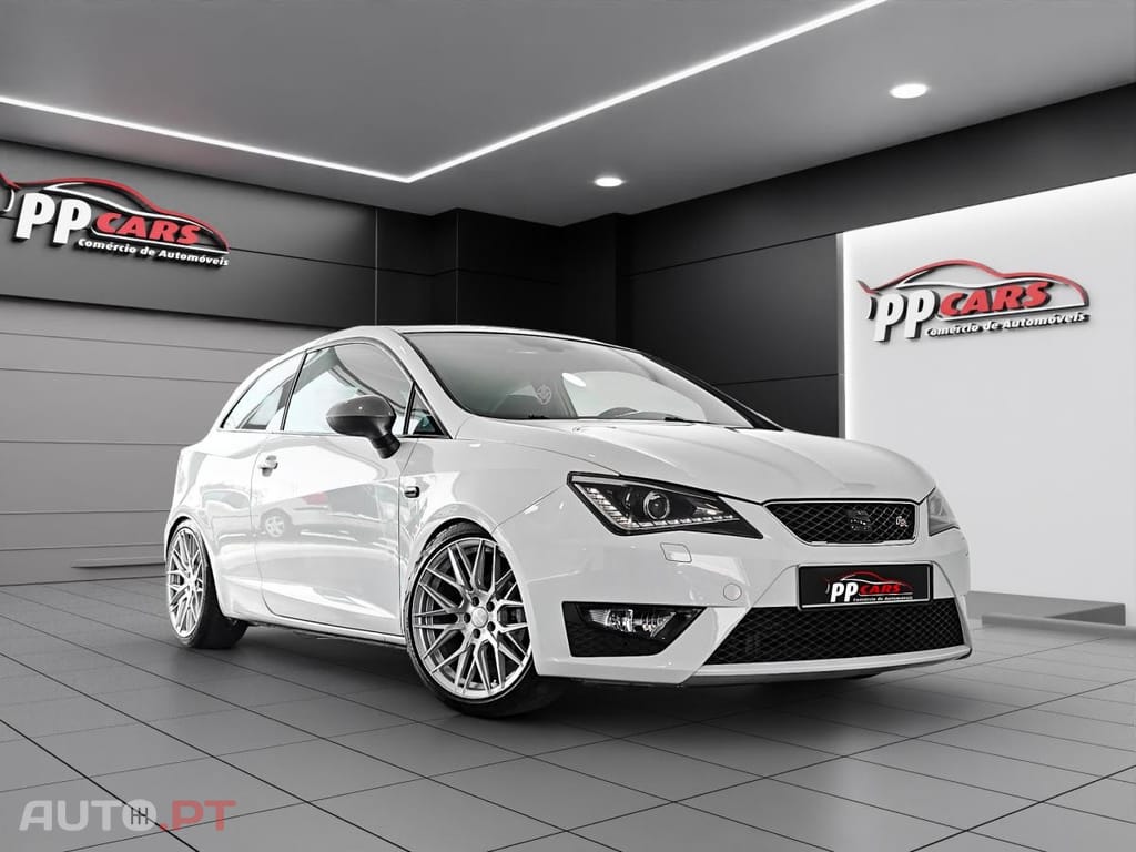 SEAT Ibiza 1.2 TSI FR — fotografia 2
