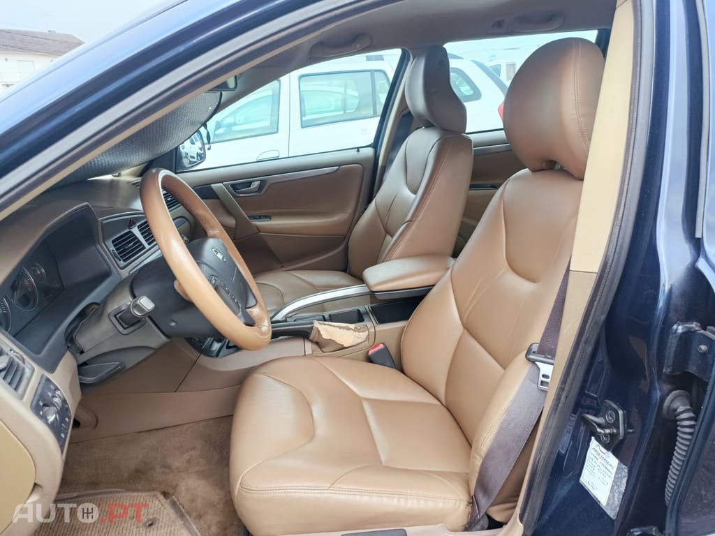 Volvo XC70 2.4 D5 Geartronic