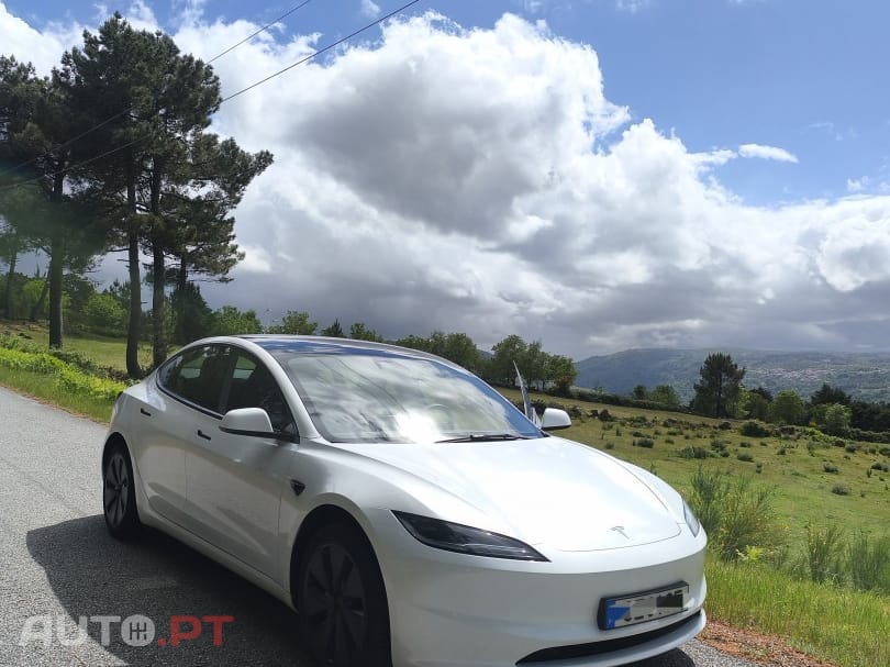 Tesla Model 3 Standard Range Plus RWD