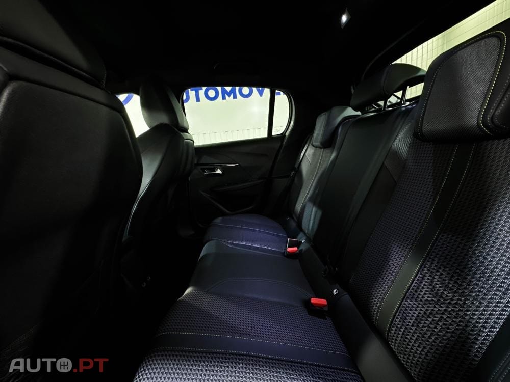 Peugeot E-208 50 kWh GT Pack