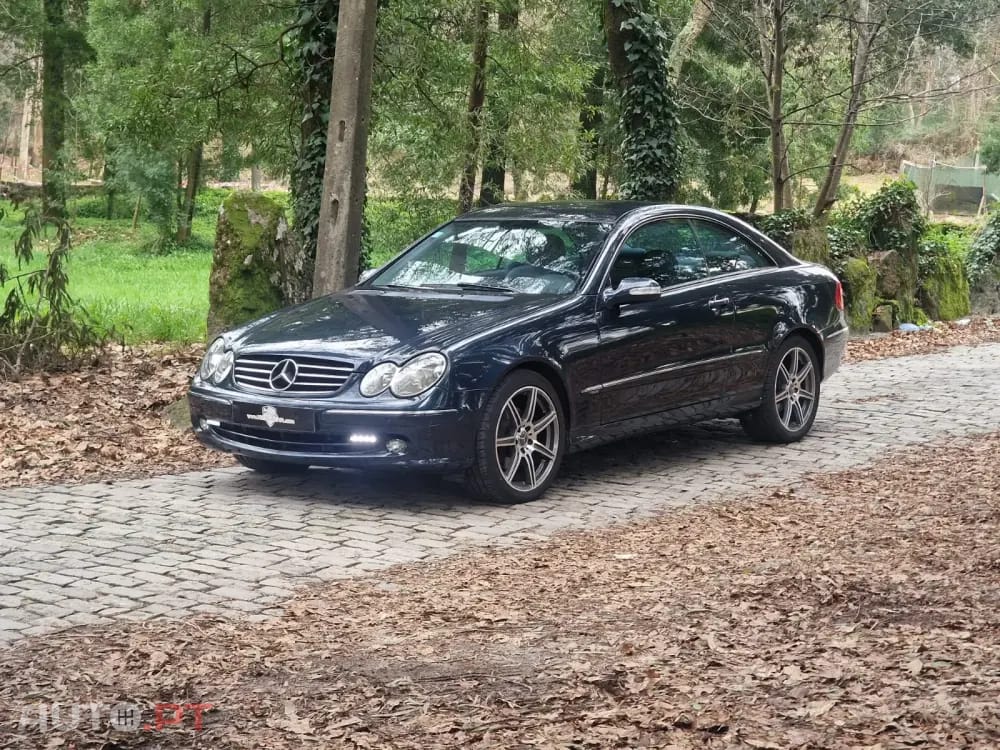 Mercedes-Benz CLK 240 Outro
