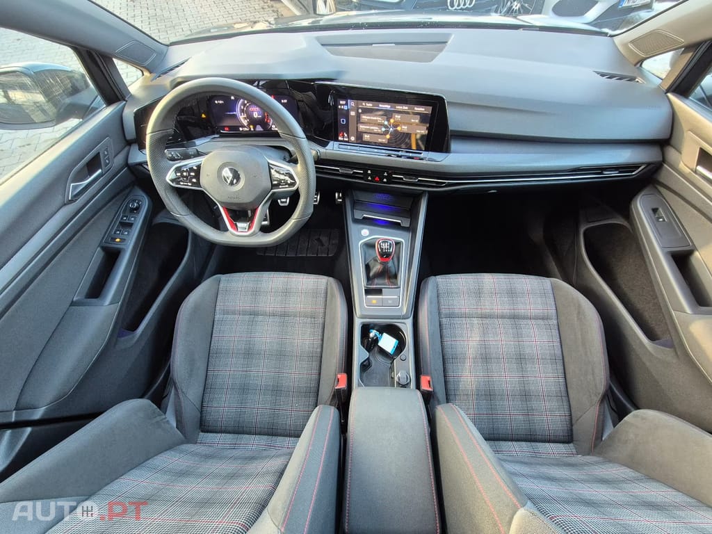 Volkswagen Golf GTI Maxtrix