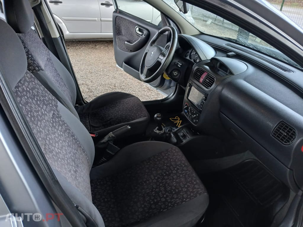 Opel Corsa 1.2