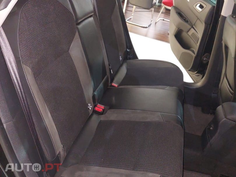 Citroen C4 PureTech 130 Stop & Start EAT6 Selection