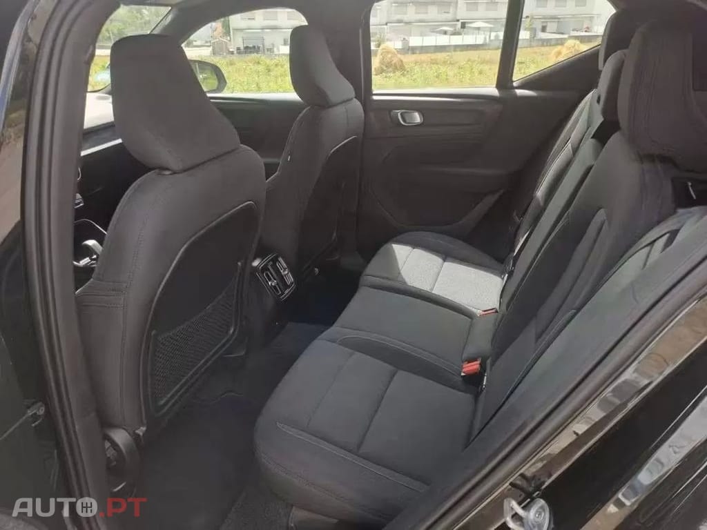 Volvo XC40 Recharge Plus