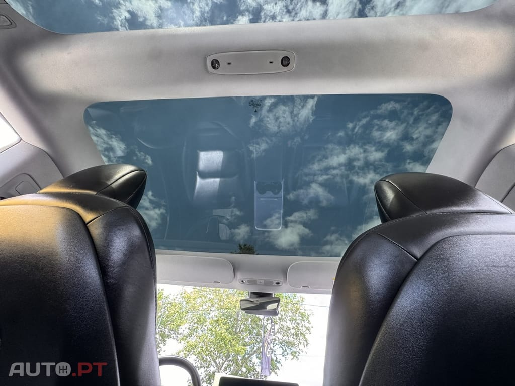 Tesla Model 3 Standard Range Plus RWD