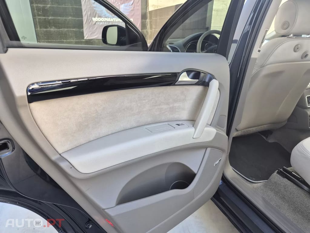 Audi Q7 4.2 V8 TDi quattro S-line Tiptronic