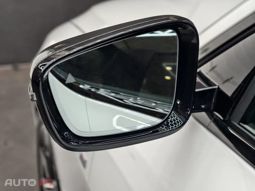 BMW i4 eDrive40 Pack Desportivo M Pro