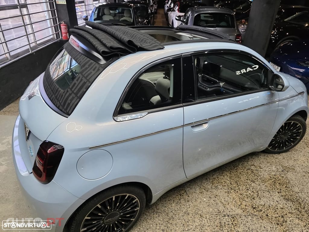 Fiat 500e La Prima