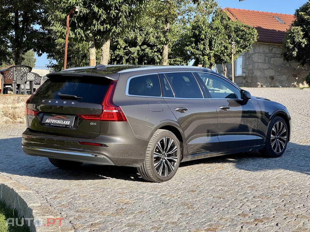 Volvo V60 2.0 B4 Plus Bright Auto
