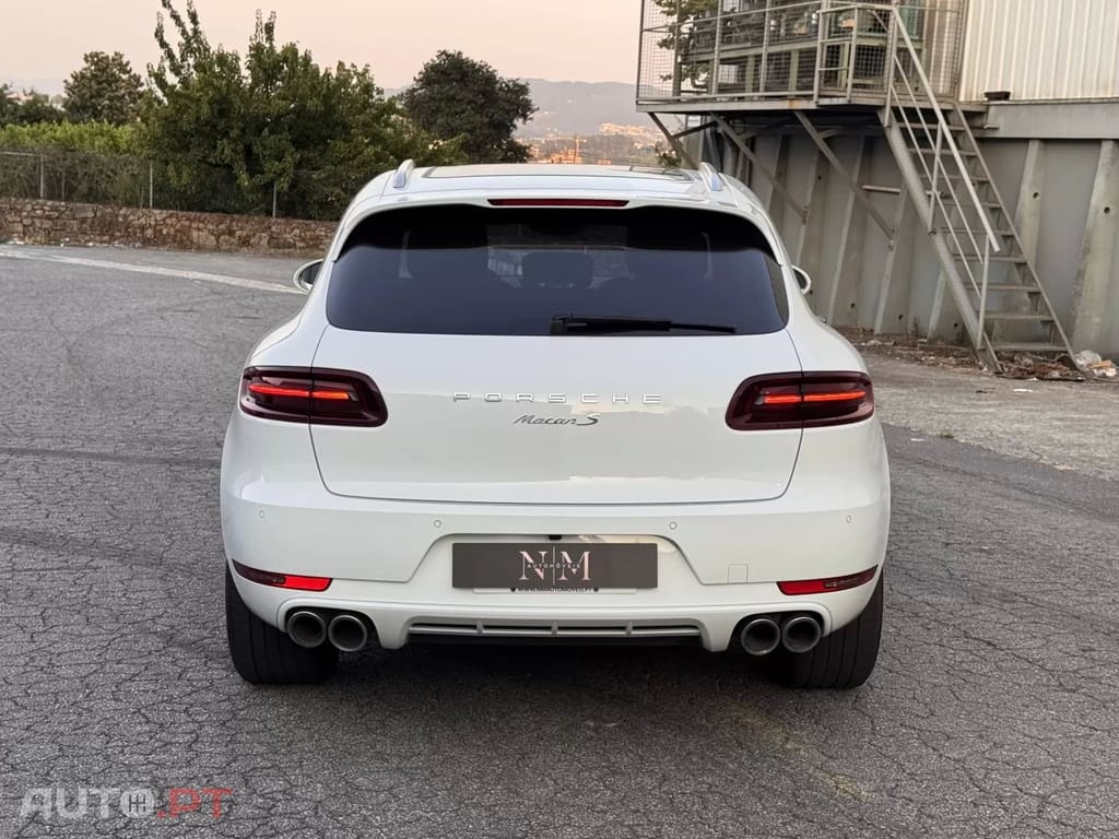 Porsche Macan S