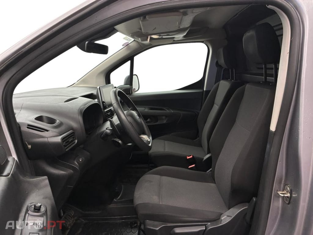 Citroen Berlingo 1.2 PureTech M Club EAT8