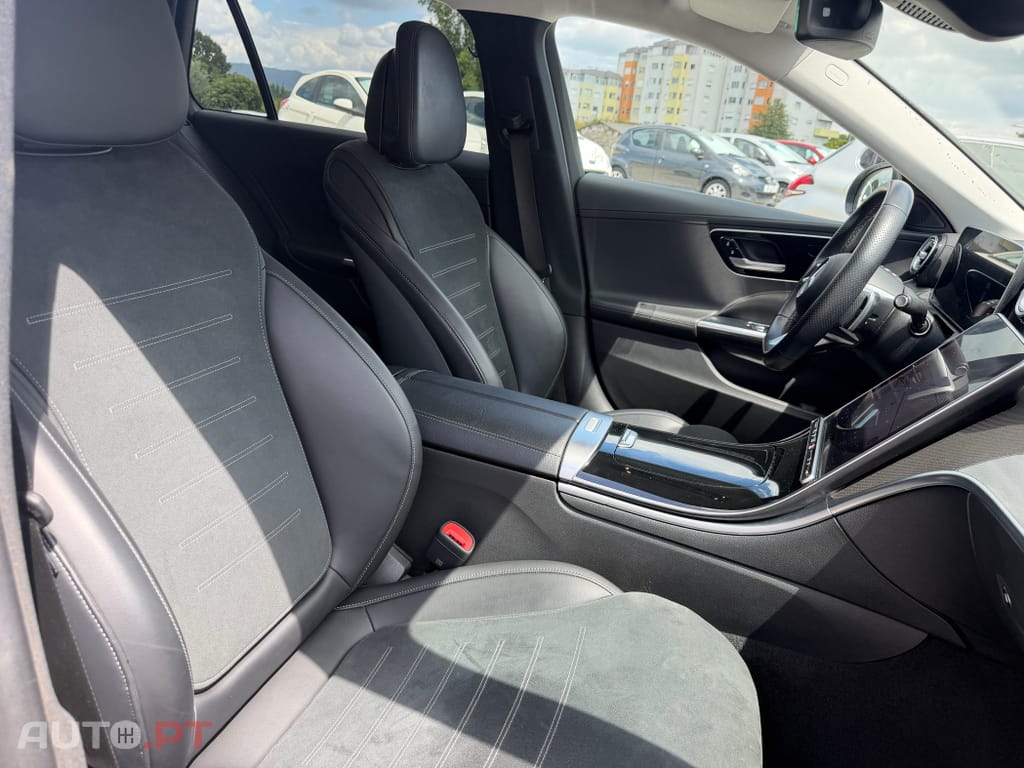 Mercedes-Benz C 300 e T 9G-TRONIC AMG Line