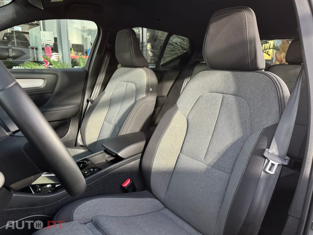 Volvo XC40 1.5 T4 PHEV Plus Dark