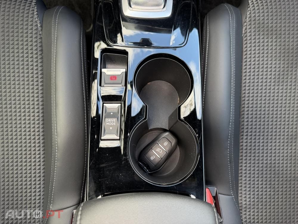 Peugeot E-2008 50 kWh GT Pack