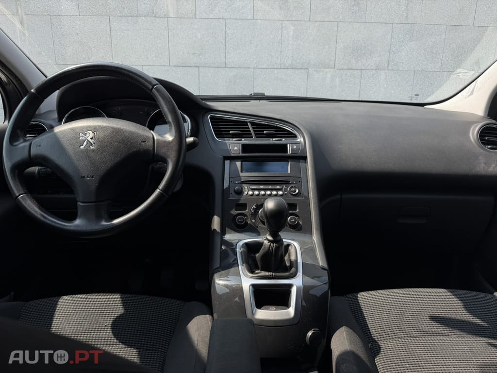 Peugeot 5008 1.2 PureTech Style