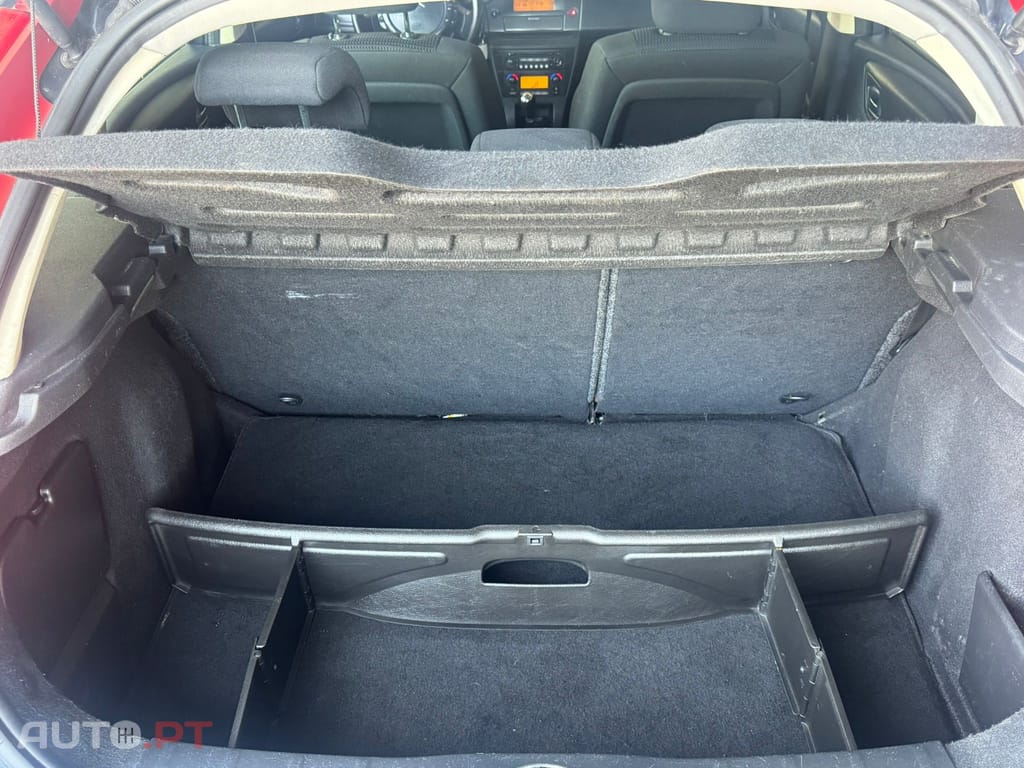 Citroen C4 1.6 HDi 110 SX