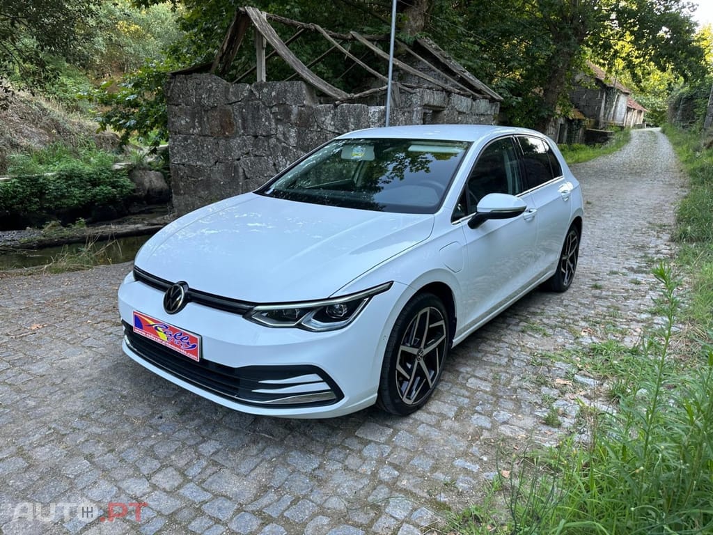 Volkswagen Golf 1.4 TSI e-Hybrid DSG