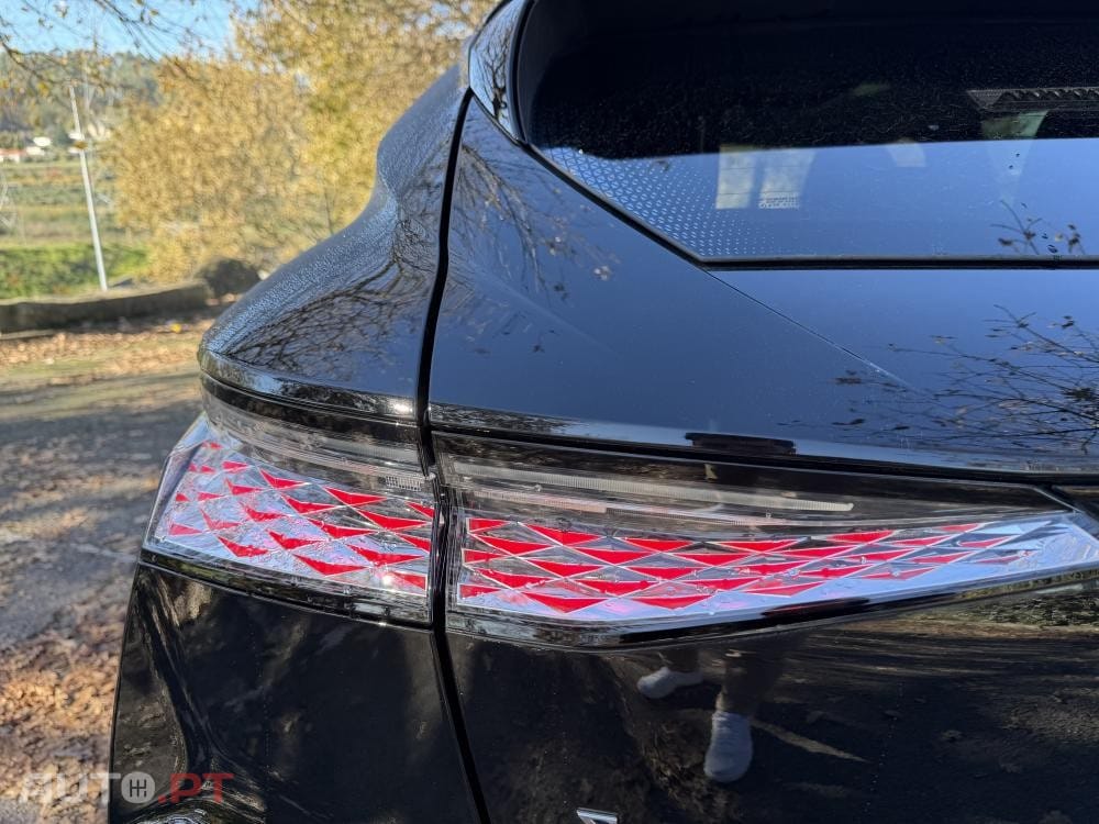 DS DS4 E-TENSE 225 PERFORMANCE LINE