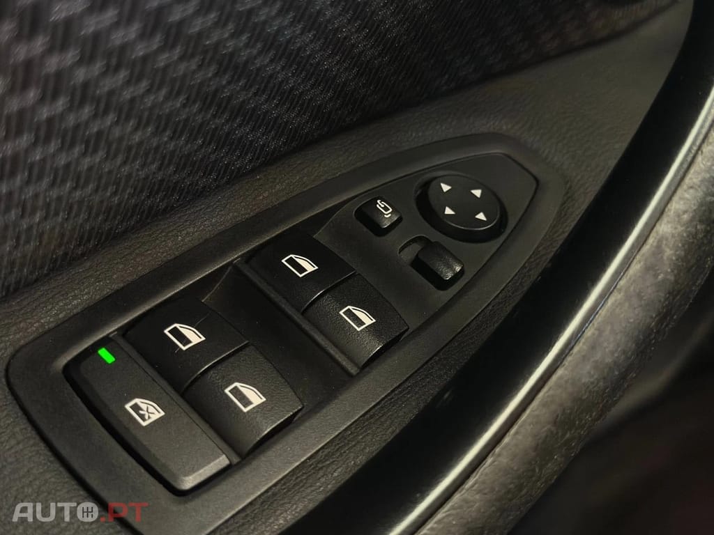 BMW X1 18d SDRIVE AUTO