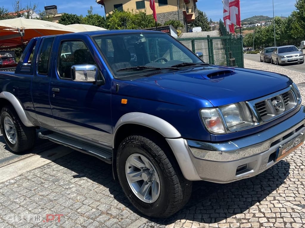 Nissan Navara 2.5td