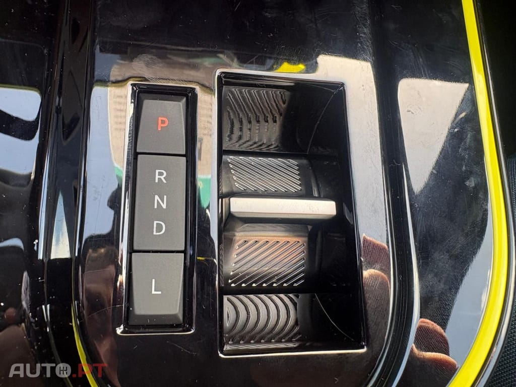 Fiat Grande Panda 1.2 Hybrid La Prima eDCT