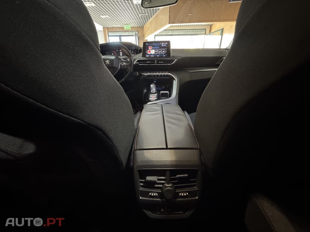 Peugeot 5008 1.5 BlueHDi Allure Pack EAT8