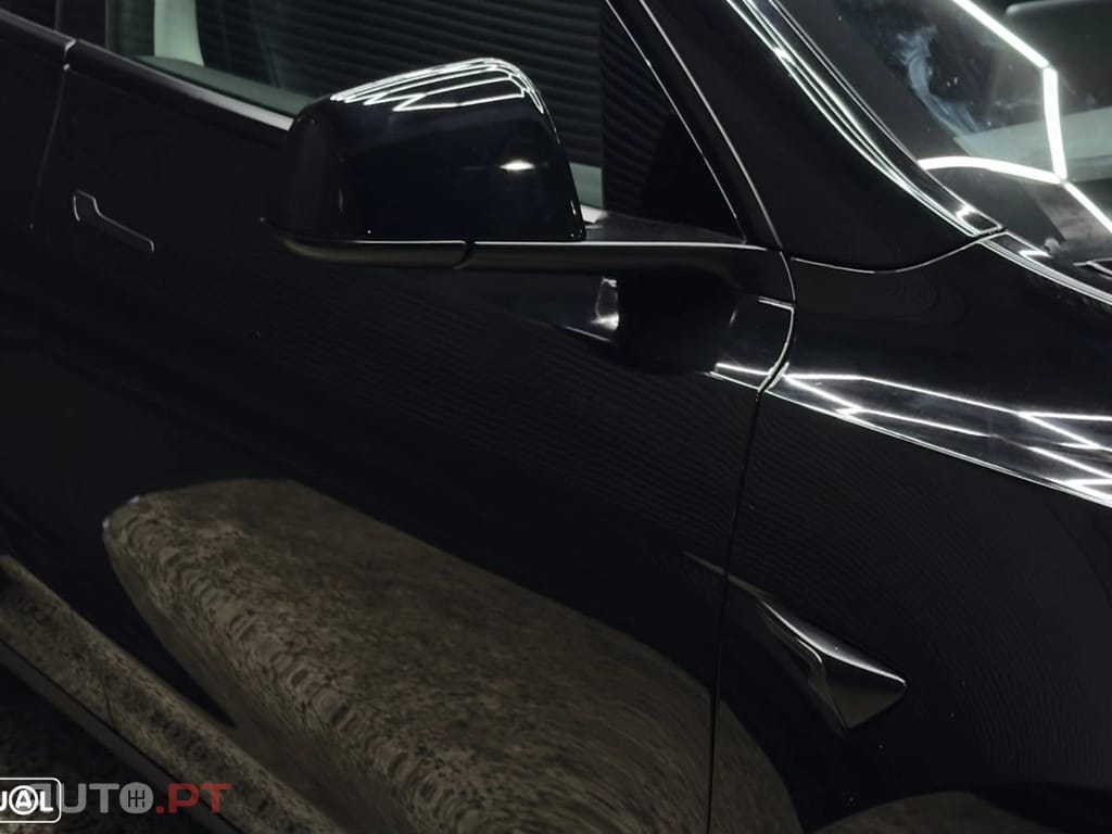 Tesla Model Y RWD