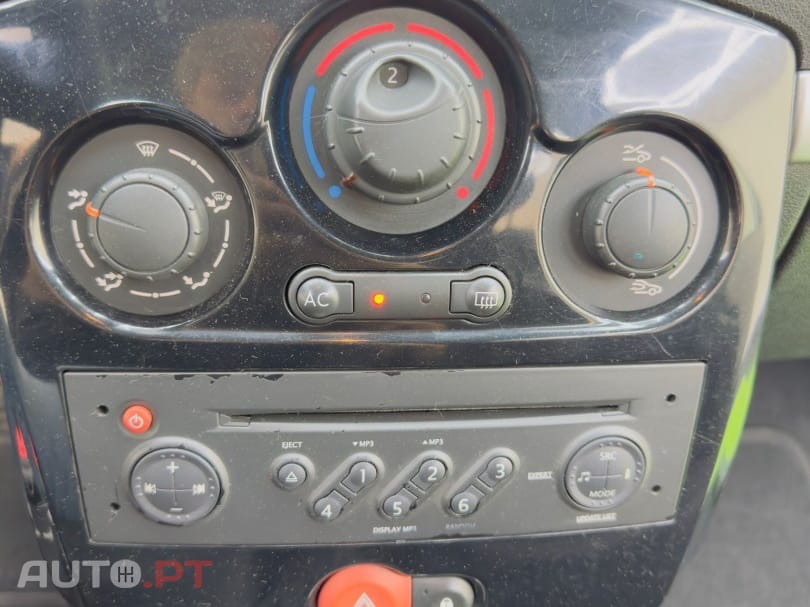 Renault Clio 1.2 16V Confort Dynamique