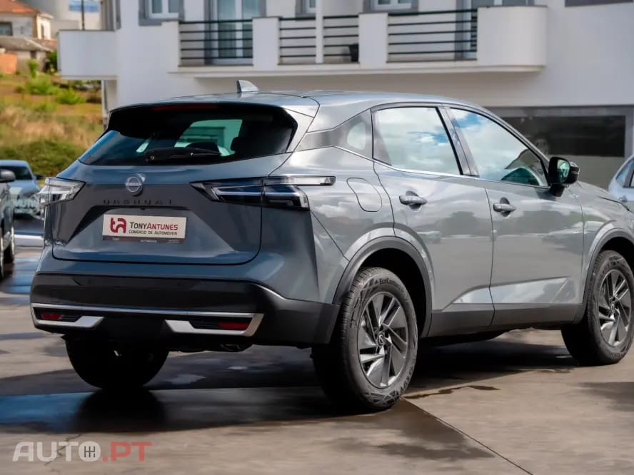 Nissan Qashqai 1.3 DIG-T N-Connecta