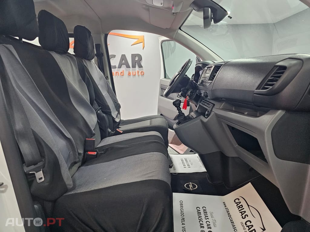 Opel Vivaro 1.5 CDTi L2H1 Essentia Inc