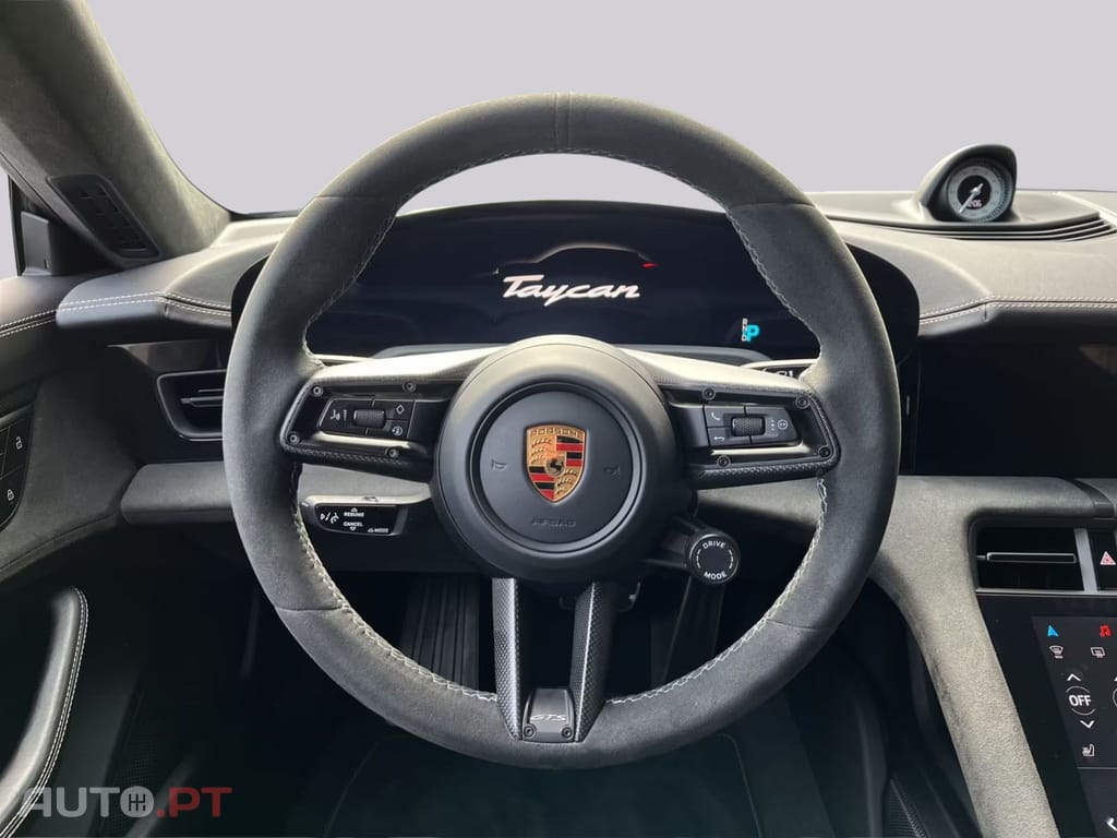 Porsche Taycan GTS I.V.A DEDUTIVEL 