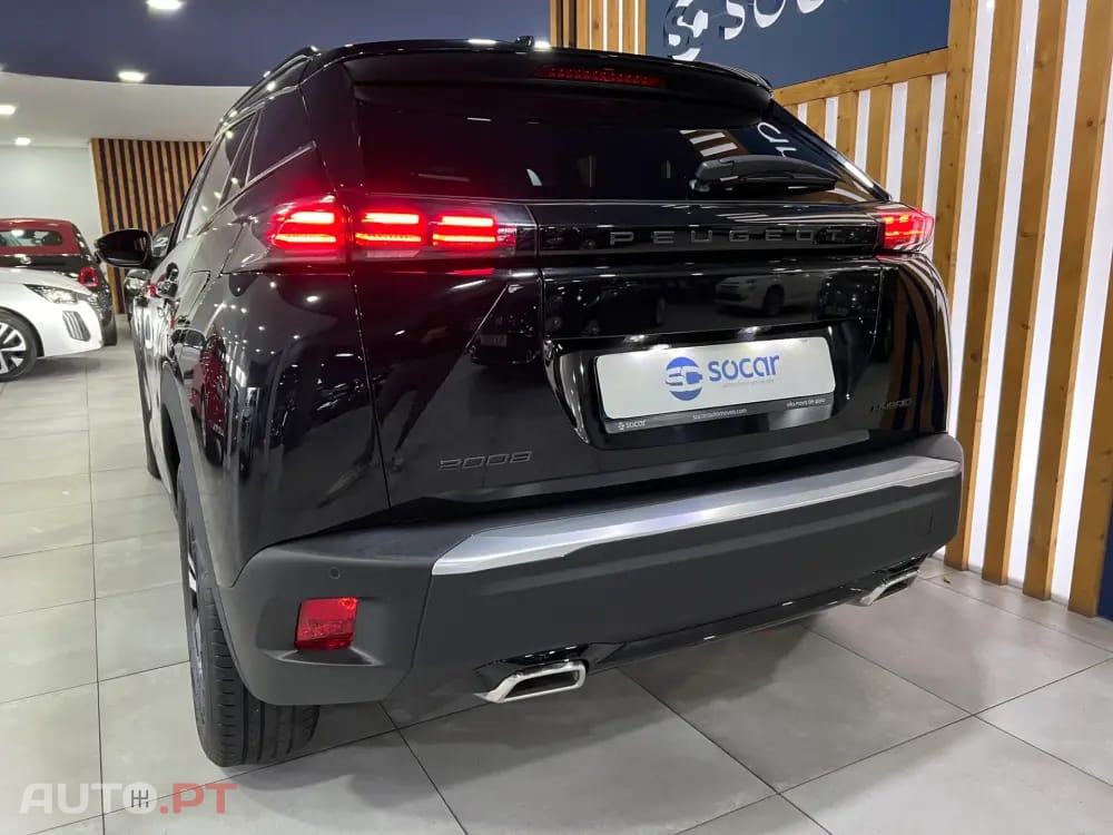 Peugeot 2008 1.2 Hybrid Allure e-DCS6