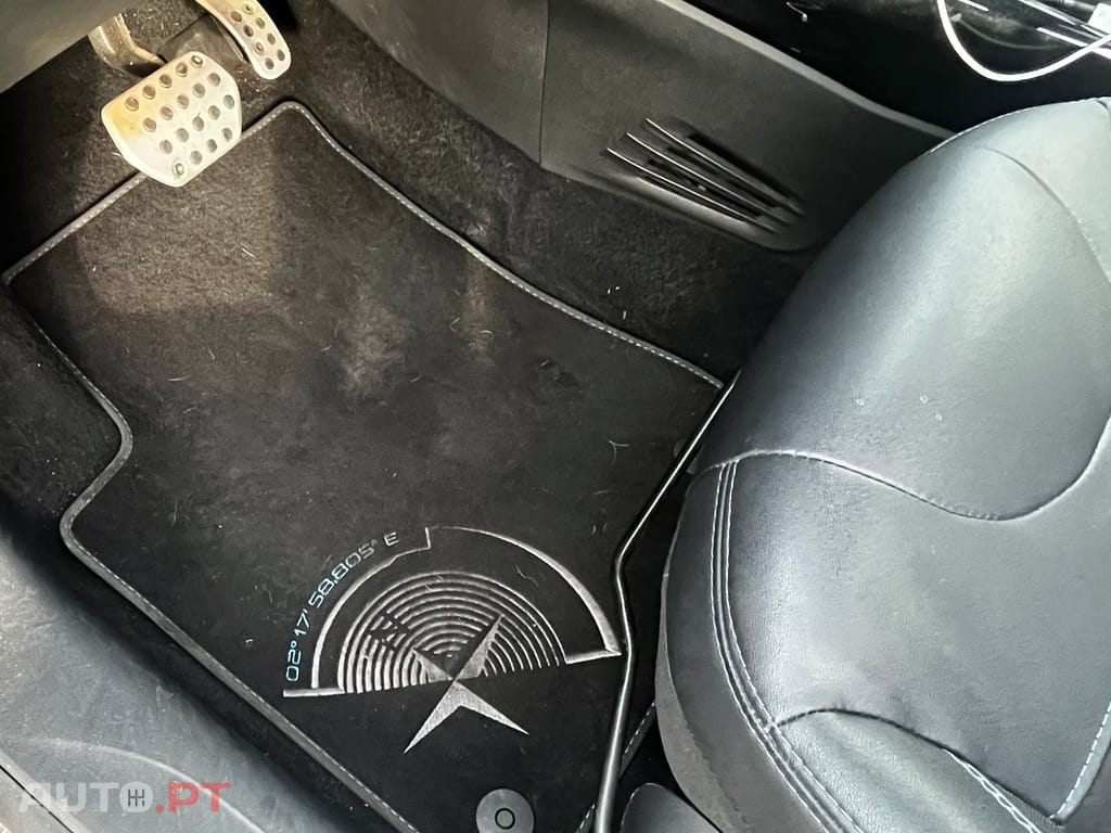 Peugeot 2008 1.2 PureTech Crossway EAT6