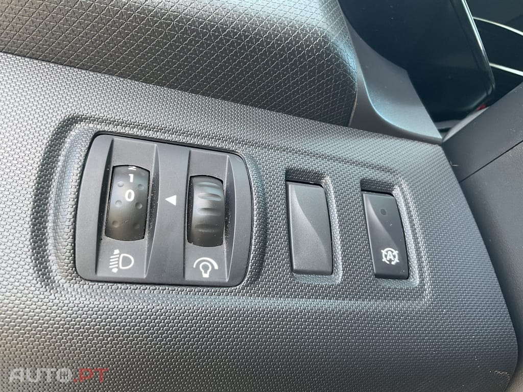 Renault Clio Sport Tourer 0.9 TCE Limited